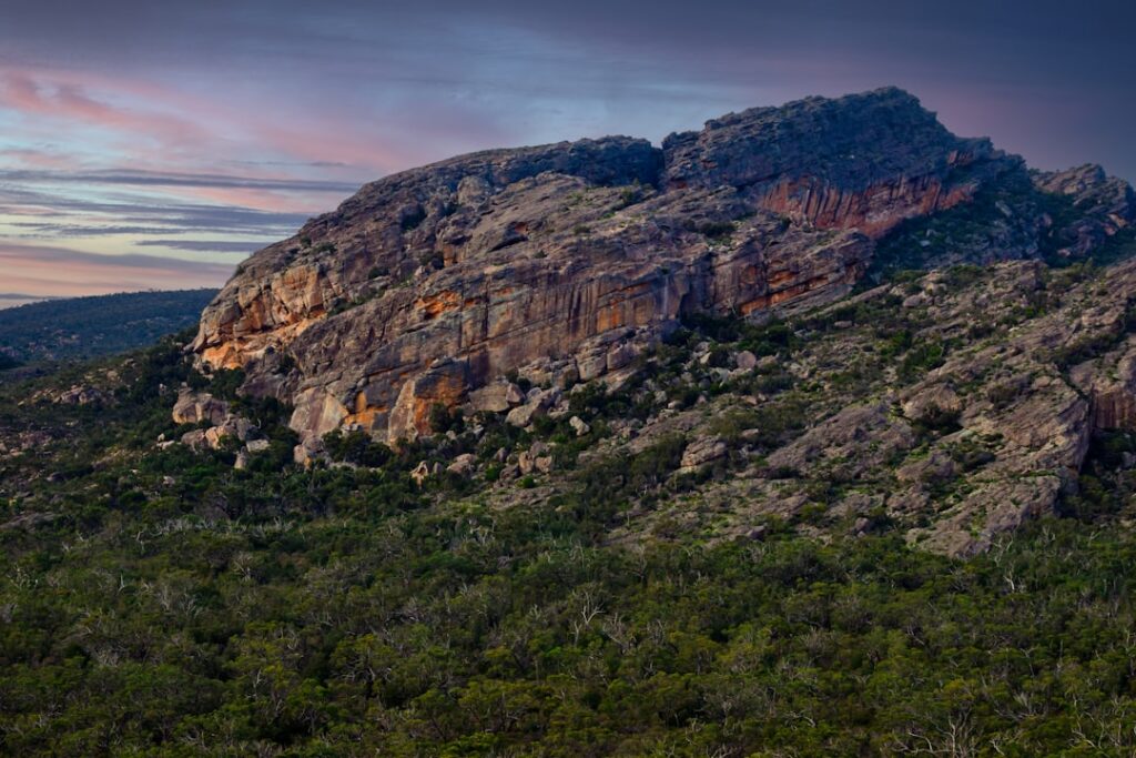 Rock Climbing in Grampians | Everything You Need to Know! 🧗‍♂️
