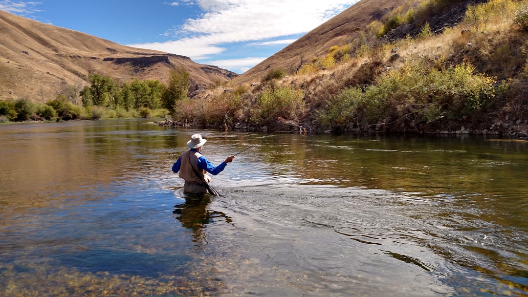 Fly Fishing Summer Guide for Australia