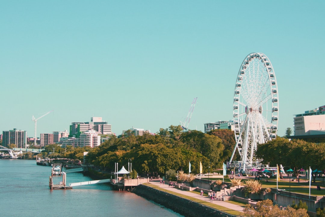Want to Score Free Surfing Adventures Near Brisbane? Here’s Your Complete Breakdown by Category! 🏄‍♂️
