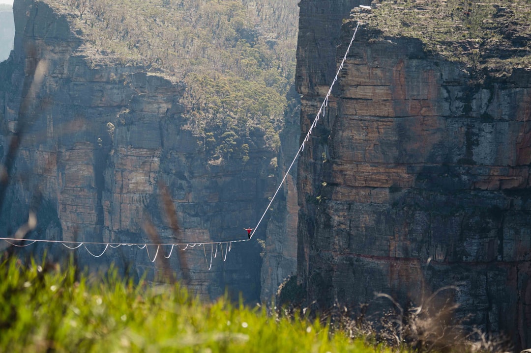Guide to Rock Climbing Near Sydney | Best Spots & Tips