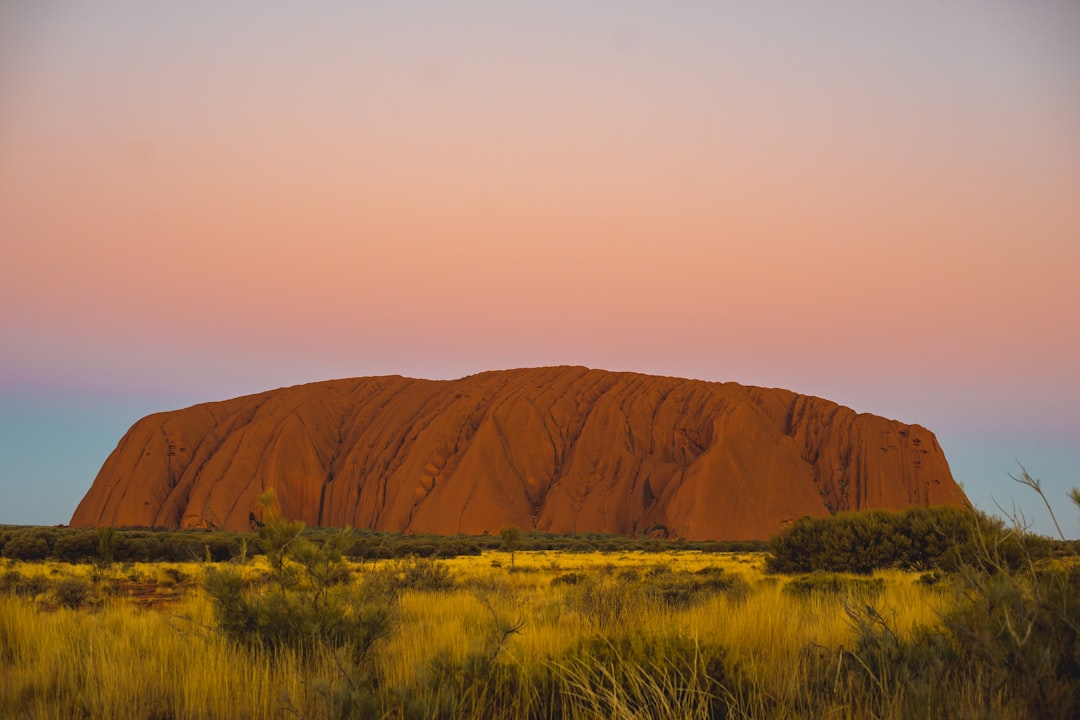 Ever wondered what it’s like to paddle through Uluru’s secret waterholes? From budget to premium – find your kayaking tier!