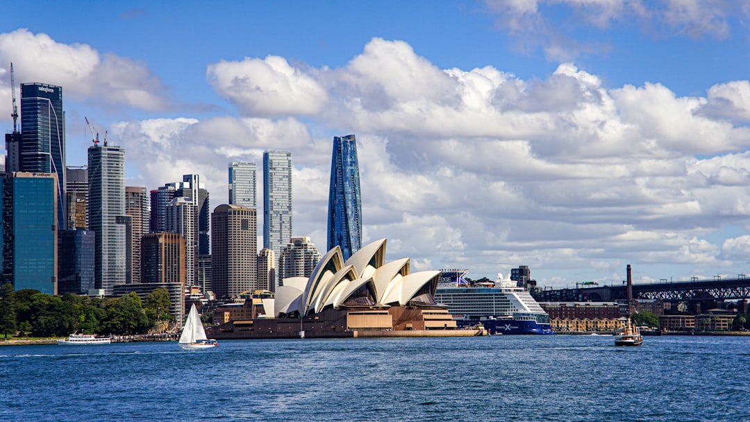 Abseiling Australia: The Definitive Resource