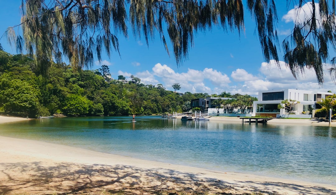 🚢 Over 15,000 Visitors Welcome Back to Noosa After Festival Madness! Mark your calendars – the fun never stops!