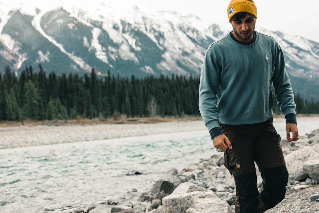 🧥 Base Layer vs Thermals | Which One’s Right for You? 🏔️