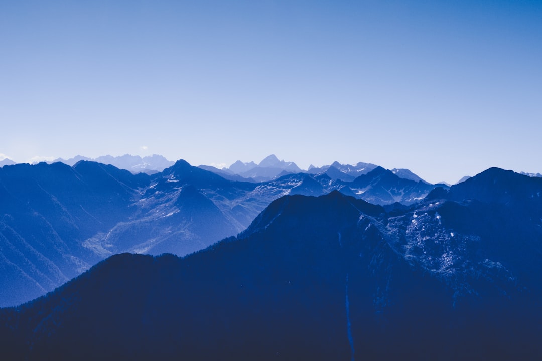 🥾 Blue Mountains Hiking: Want to learn how to tackle the trails like a local? Here’s exactly how I did it! 🏔️
