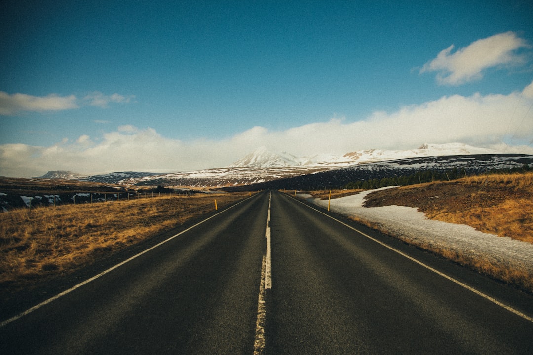 🚗 Ever wondered how to conquer a winter road trip across Australia? 🇦🇺