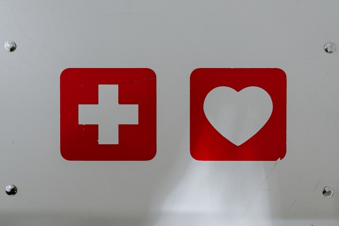 🚑 Just got the Brand First Aid Kit – first impressions! (Great Ocean Road Edition)