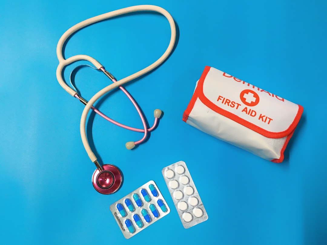 🚑 Just got the Brand First Aid Kit – first impressions! (Great Ocean Road Edition)