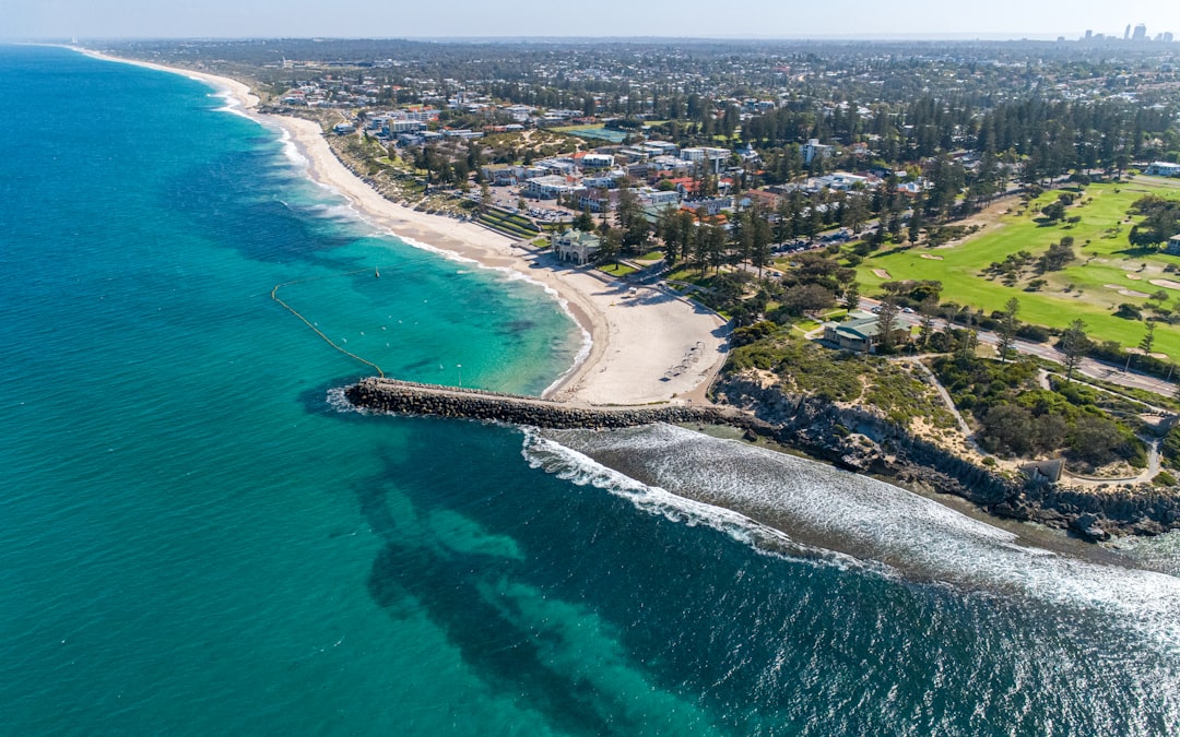 Guide to Swimming Near Perth | Best Spots & Tips