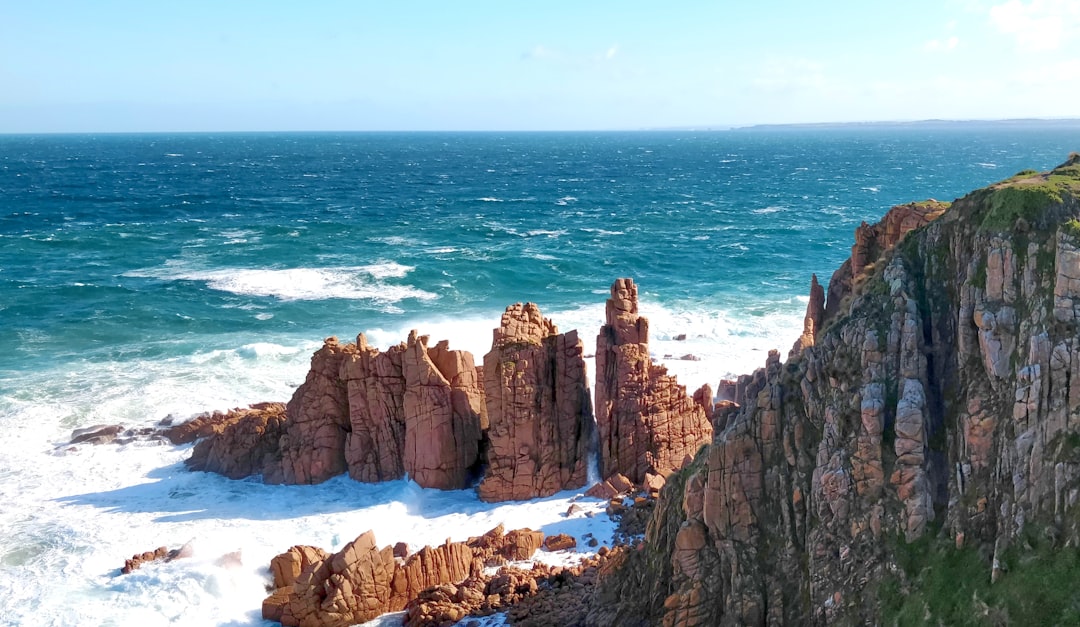🏖️ Ever dreamed of getting ripped on the sand? Here’s how to master Beach Fitness in Phillip Island! 🌊