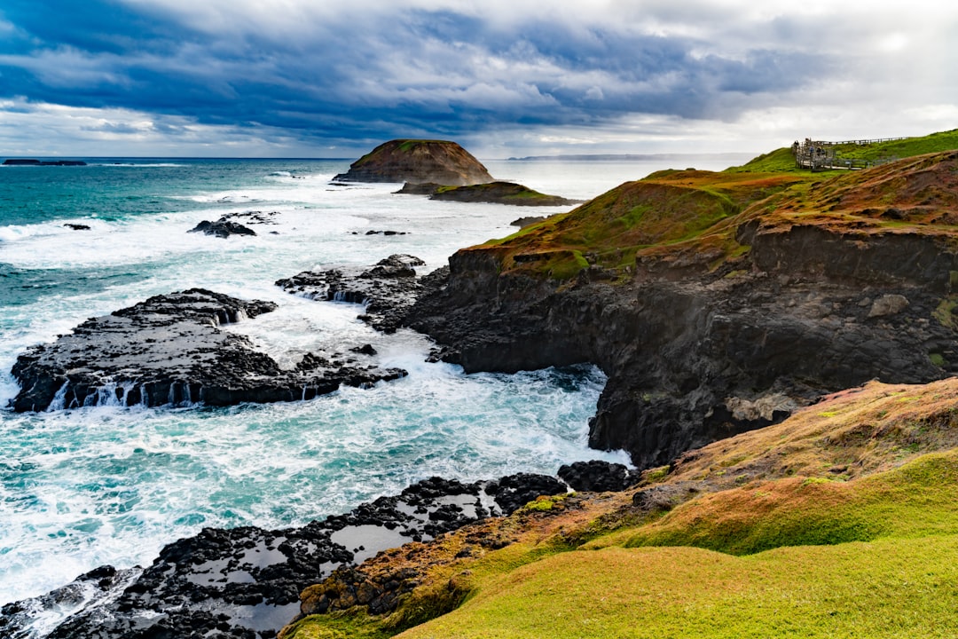 🏖️ Ever dreamed of getting ripped on the sand? Here’s how to master Beach Fitness in Phillip Island! 🌊