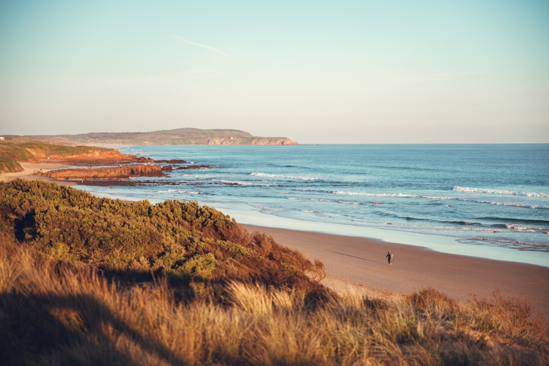 🏖️ Ever dreamed of getting ripped on the sand? Here’s how to master Beach Fitness in Phillip Island! 🌊